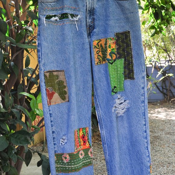 The "Shay" Jean| Levi's | Upcycled  Kantha  Boho | - Picture 6 of 8